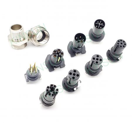 M12 İki parçalı, THR/SMD konektör - İki parçalı M12 THR/SMD versiyon konektörler, yer tasarrufu, otomatik pick-and-place montajı ve tolerans telafisi avantajlarına sahiptir. M12 A-, B-, D-, X-, L- ve X-kodlamaları gibi birden fazla kodlama bulunmaktadır. M12 plastik temas taşıyıcıları için vida bağlantısı ihtiyacı, dişli bir sıkma konturu veya modüllerin ön plakasına doğrudan entegre edilen dişli olarak gerçekleştirilebilir.